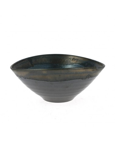 Insalatiera nera artigianale in ceramica giapponese forma speciale.