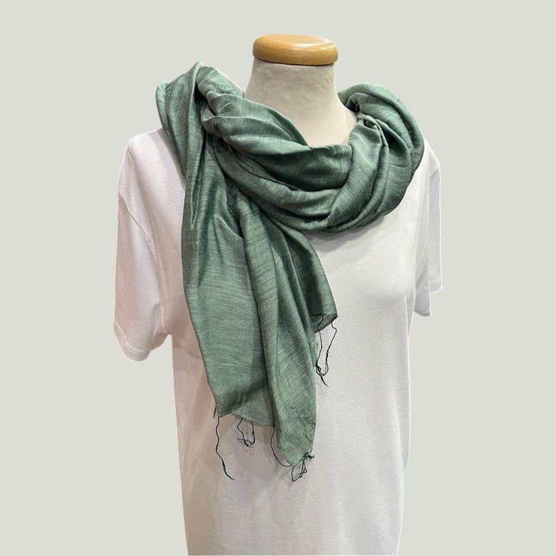 Sciarpa donna verde in Viscosa Ecologica e Seta &ndash; Artigianale Fair...