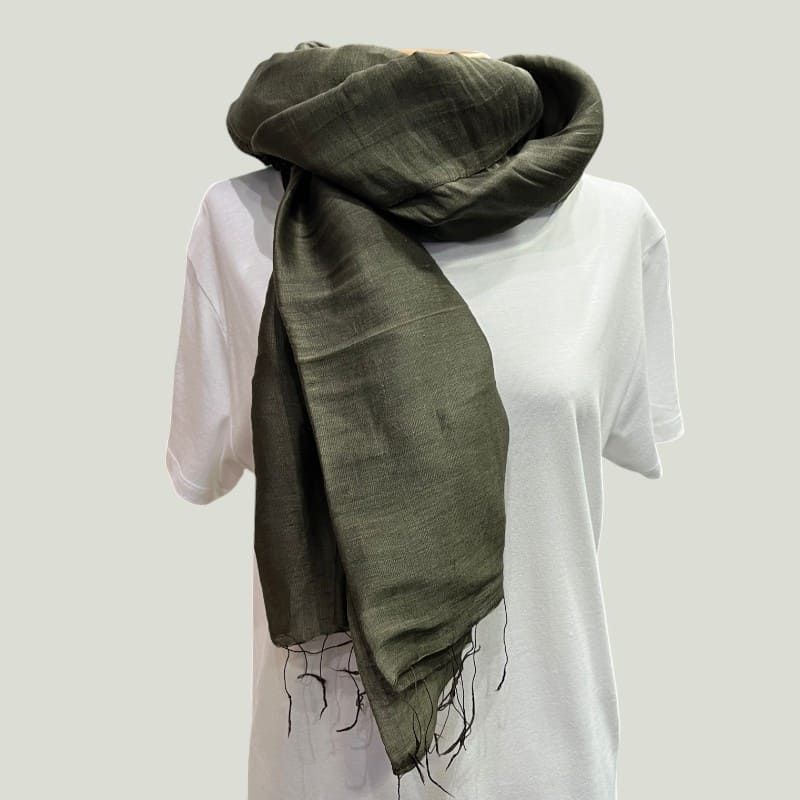 Sciarpa donna verde scuro in Lino e Seta Equosolidale &ndash; Artigianale